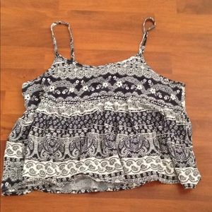 Loose tank top. Size L